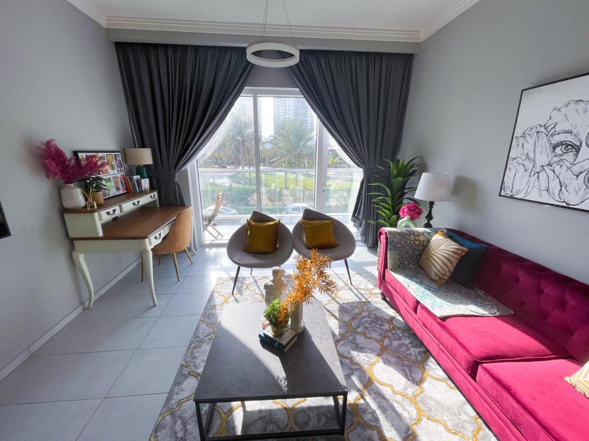 Ferienwohnung Amazing Park View! Jvc /New 1Br Dubai Exterior foto